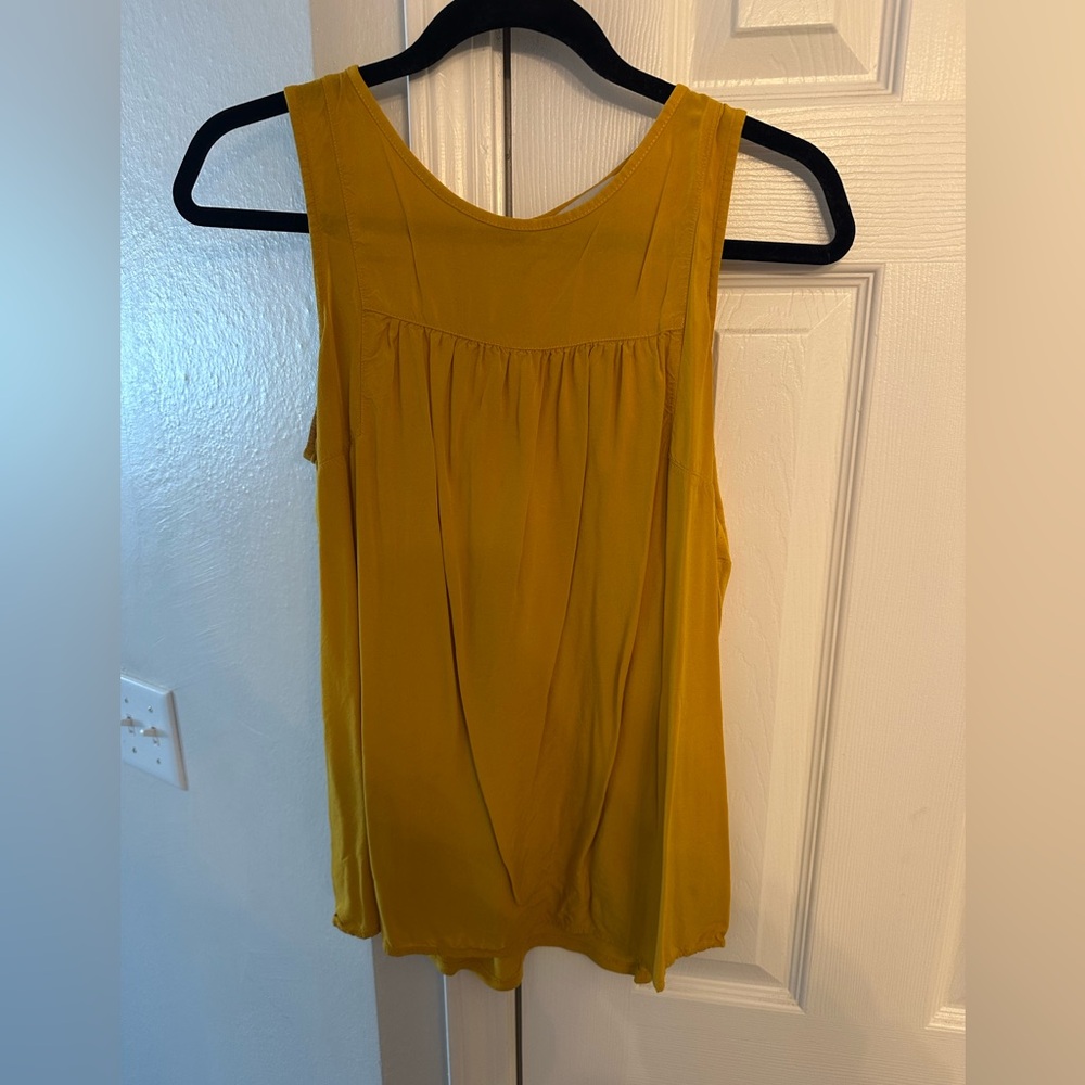 LOFT Golden Sleeveless Tank Top